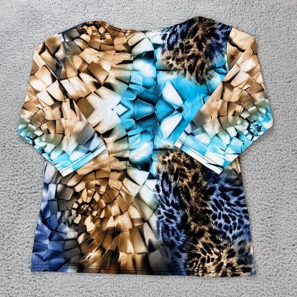 Valentina Blouse Pullover Geometric and Animal Shapes Size Medium 3/4 Sleeve - Picture 2 of 9